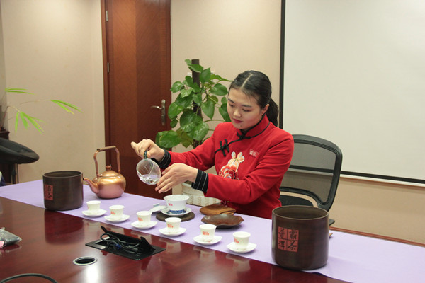 公司舉辦“歡慶三八”系列活動