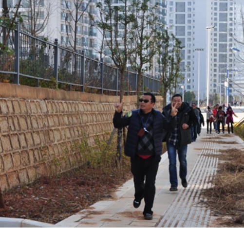 通泰公司建工新城營銷中心舉行公益慢跑活動