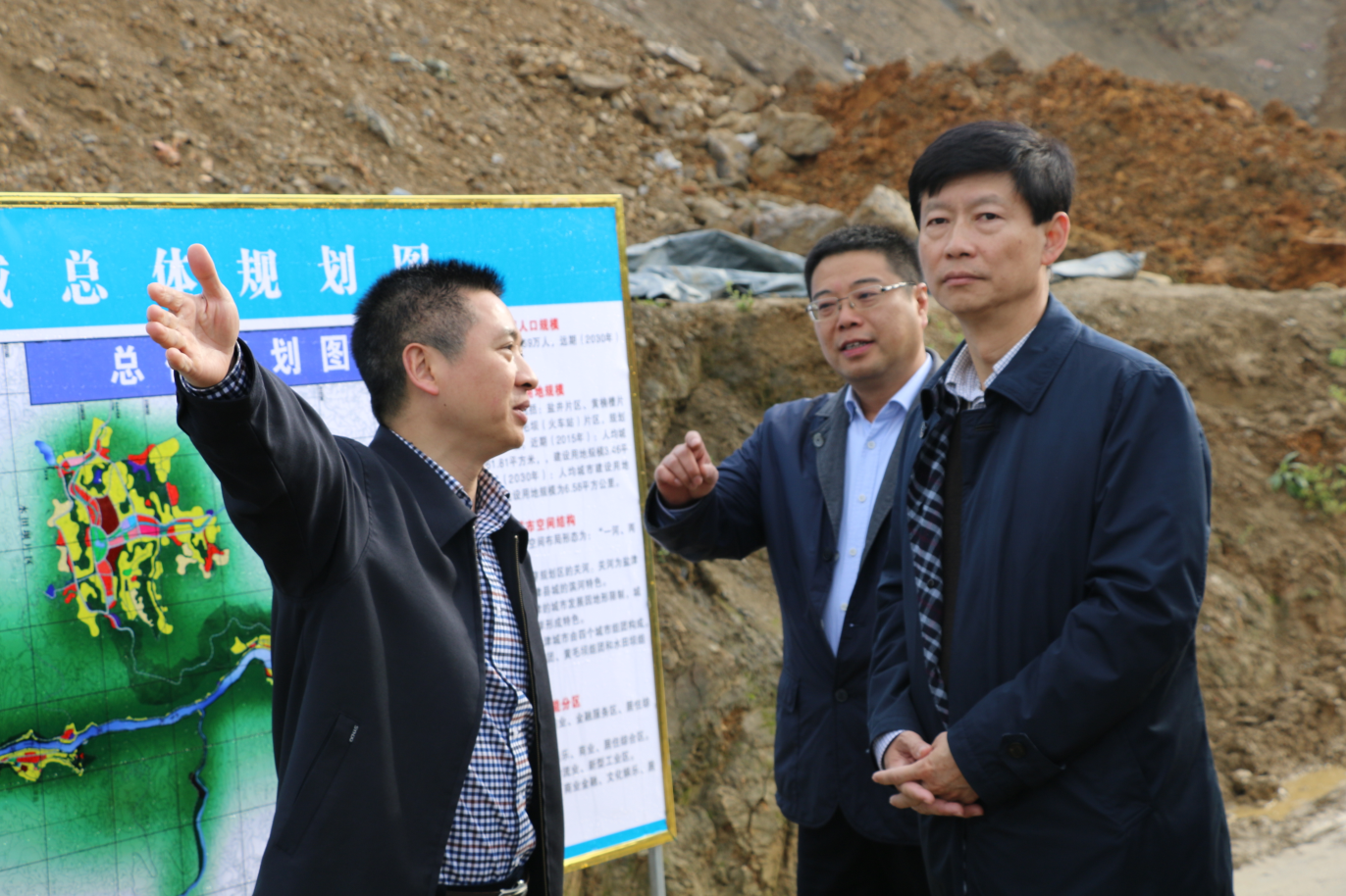 昭通市市委書記楊亞林一行調研鹽津棚改項目