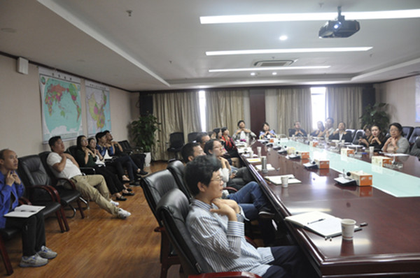 通泰公司舉辦“珍愛(ài)生命 關(guān)愛(ài)健康” 健康知識(shí)講座