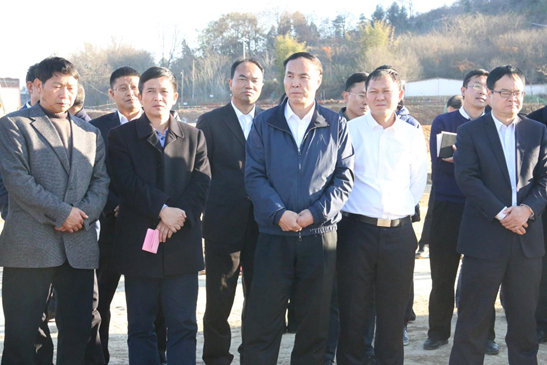 曲靖市委書記李文榮調研麒麟?yún)^(qū)南部新城片區(qū)棚改項目