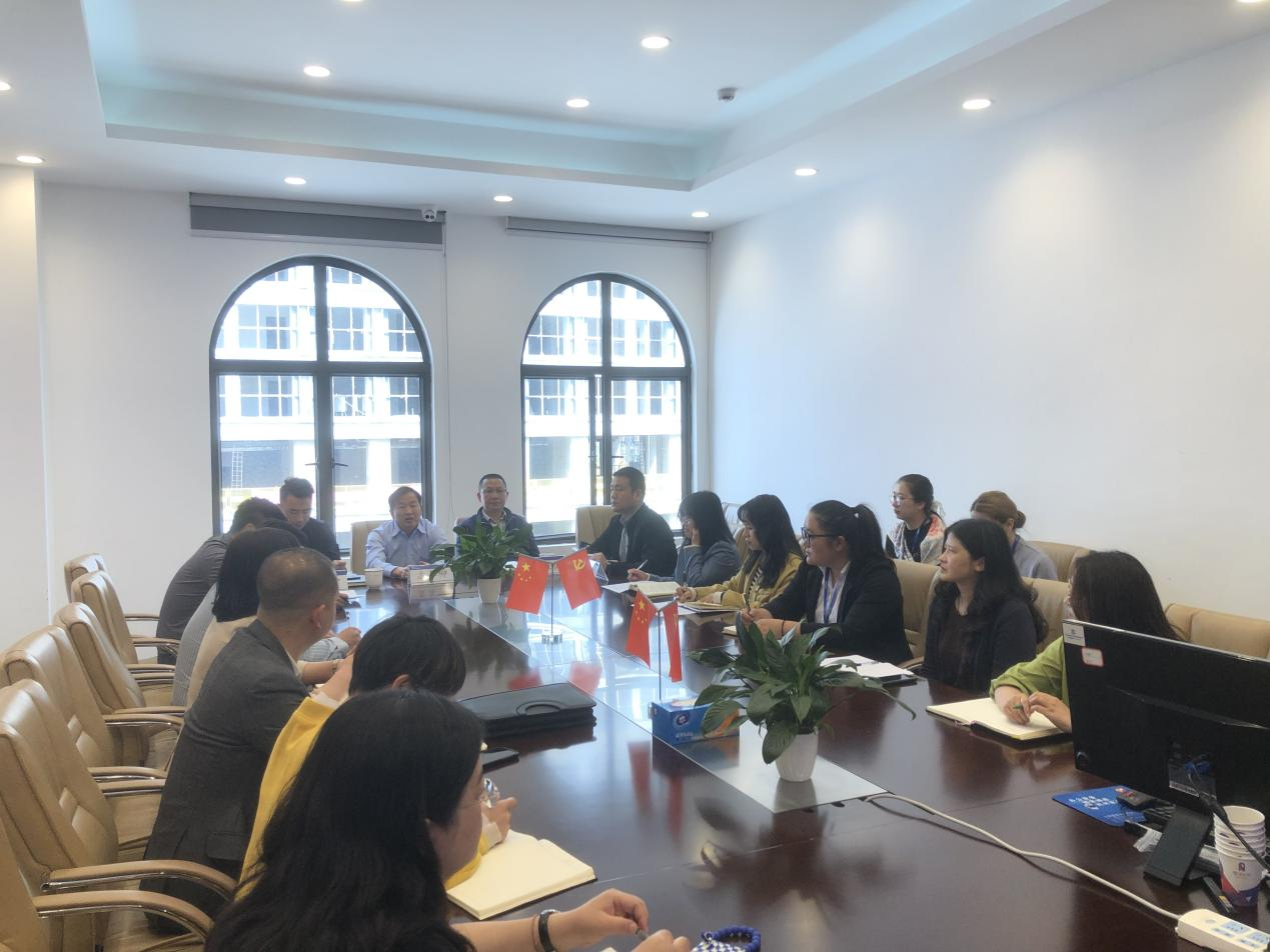 商銳公司召開干部宣布大會