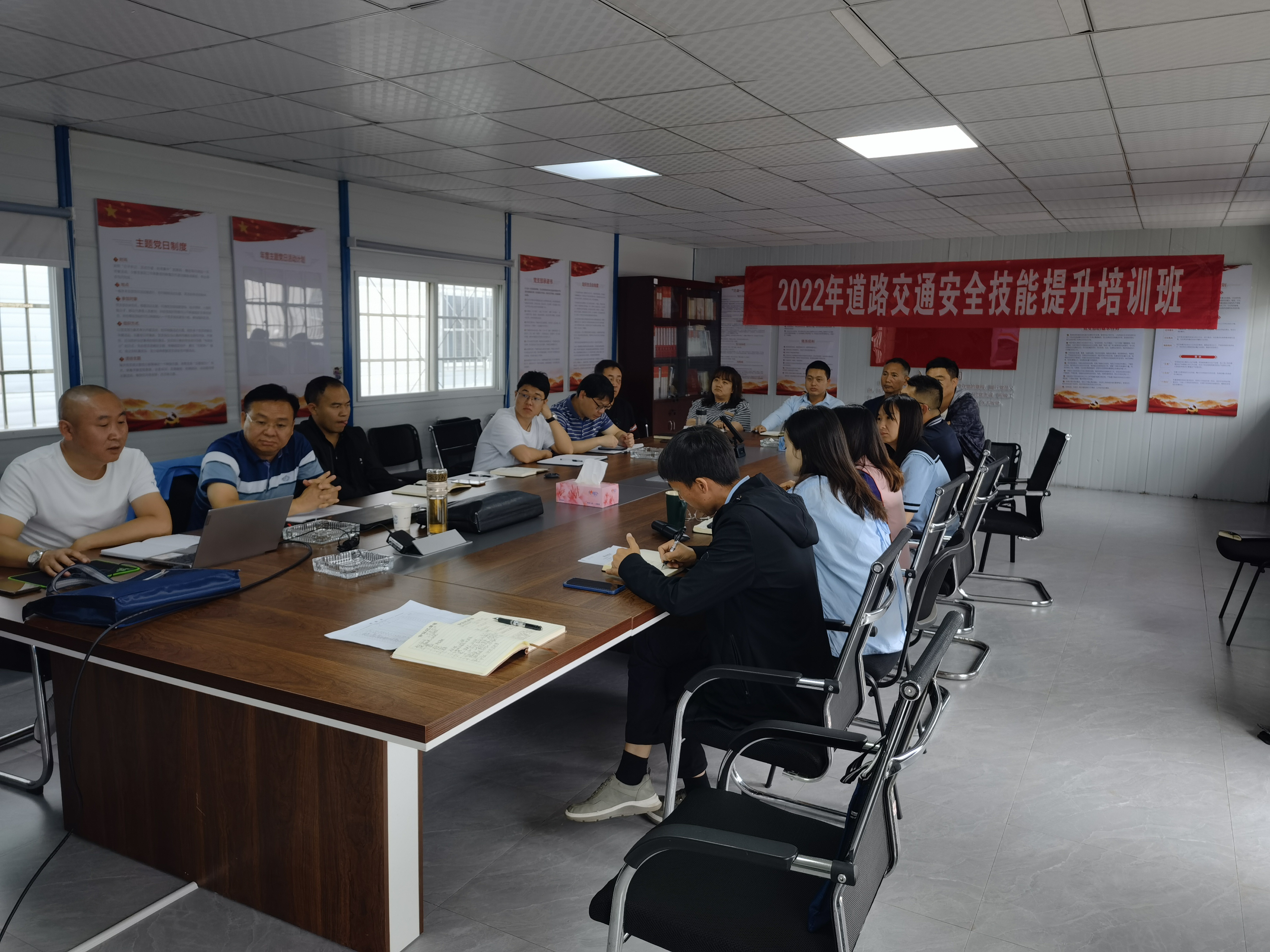 玉溪片區(qū)、元江片區(qū)聯(lián)合開展道路交通安全技能提升培訓(xùn)